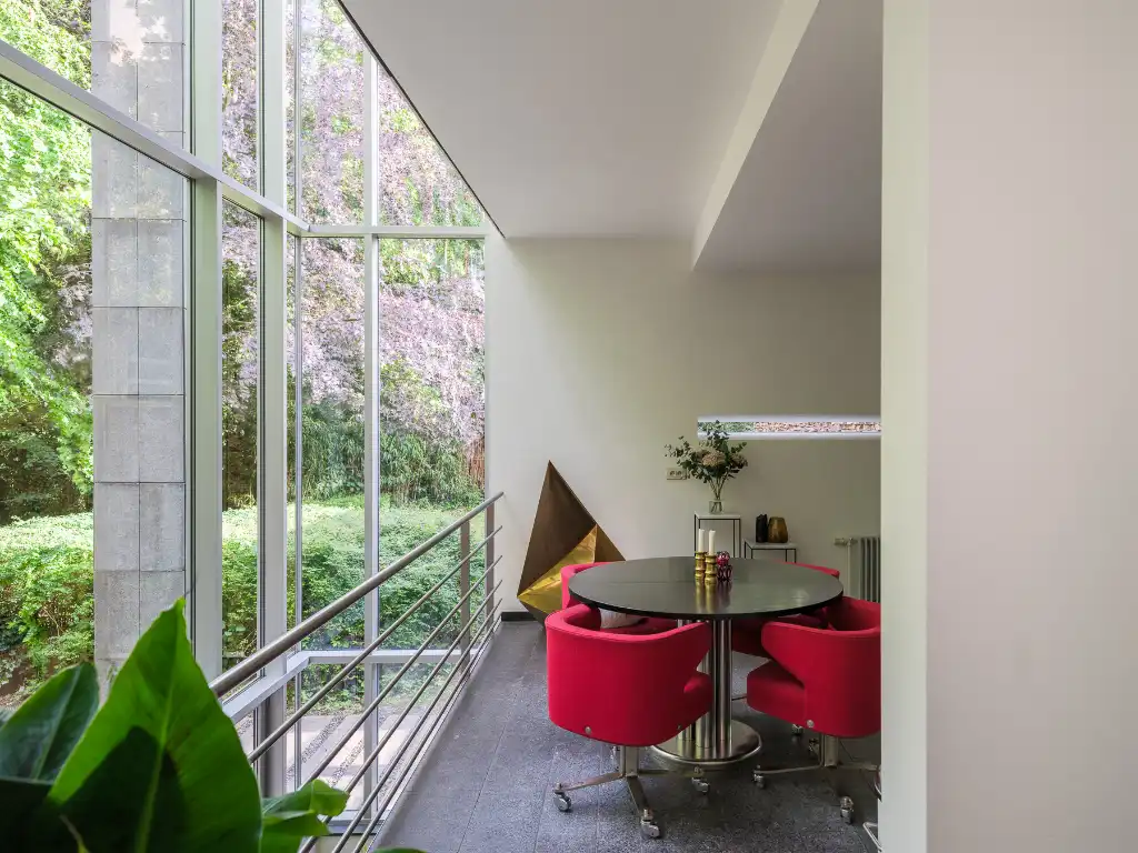 Vrijstaande architectenwoning (bvo 444 m²) op de grens met natuurpark Overmeers foto 8