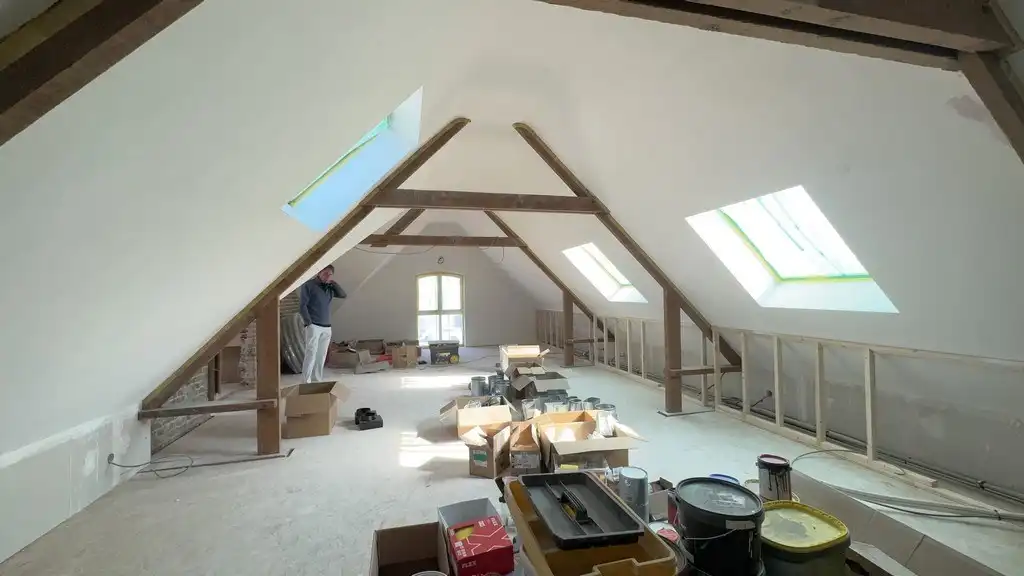 Kantoor te huur in prachtig gerenoveerde vierkantshoeve te Zwijnaarde foto 6