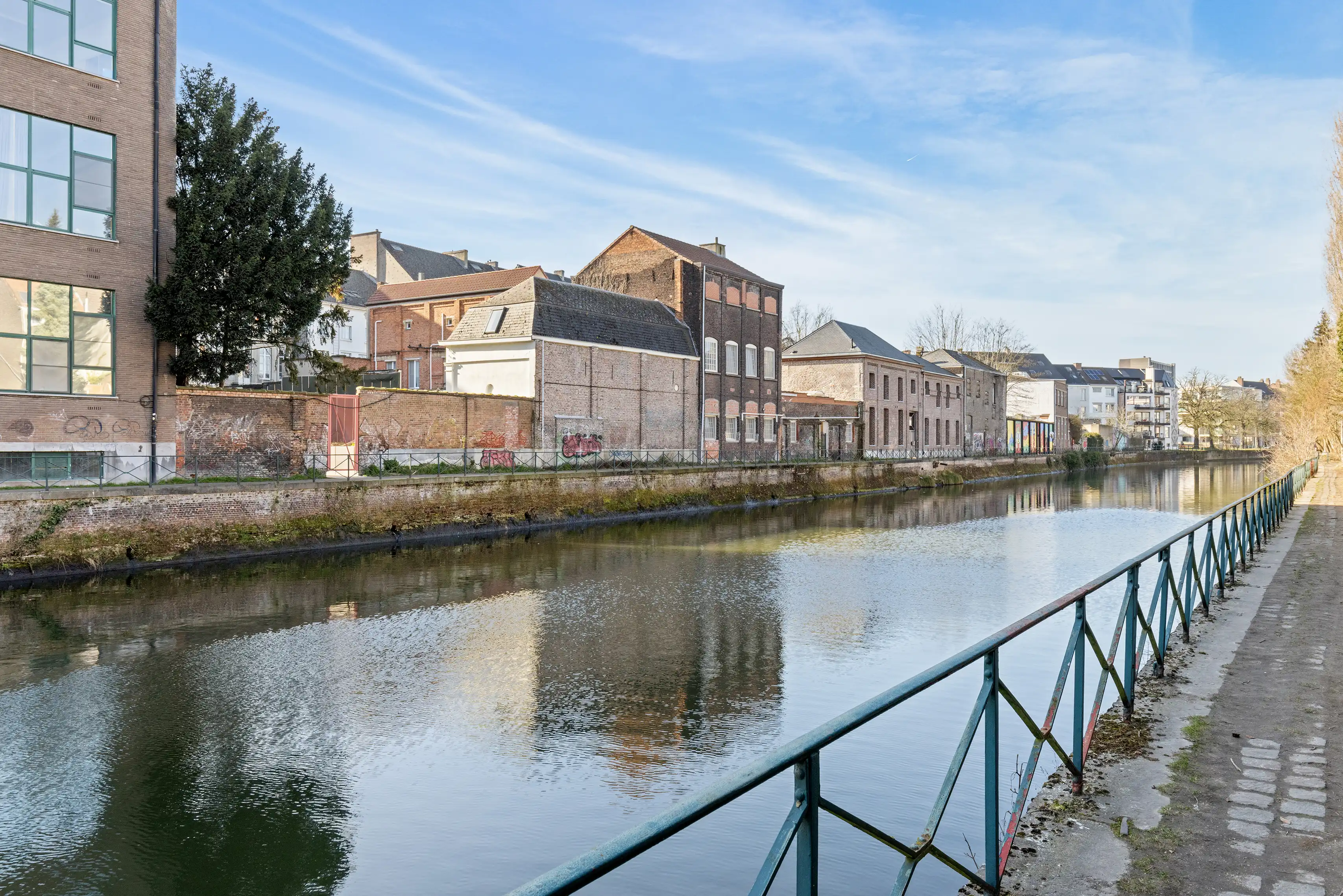 Nieuwe, verhuurde studentenhuisvesting te koop! foto 3