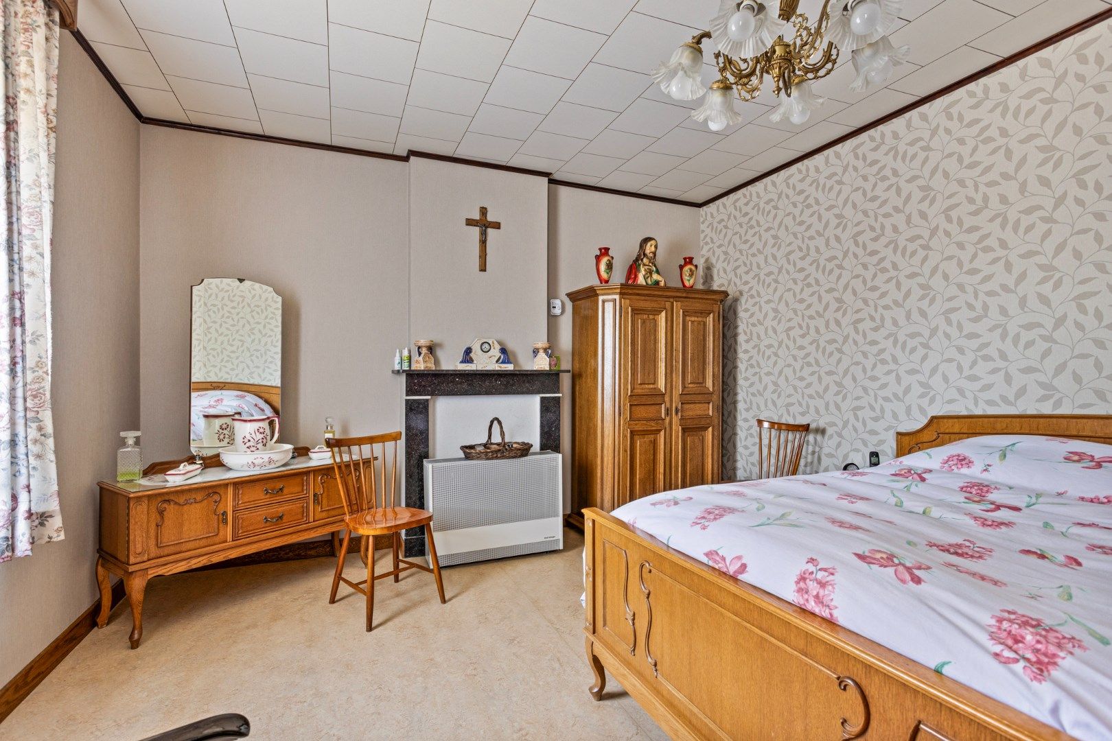 Verzorgde woning met mooie tuin en leuke weide, rustig gelegen en prachtig uitzicht foto 19