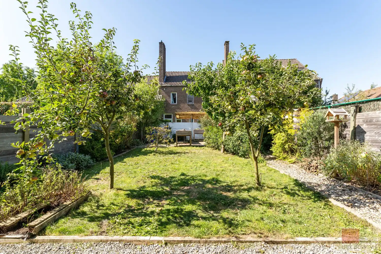 Energiezuinige woning gelegen op een perceel van 222m² met een woonoppervlakte van circa 163m² foto 30