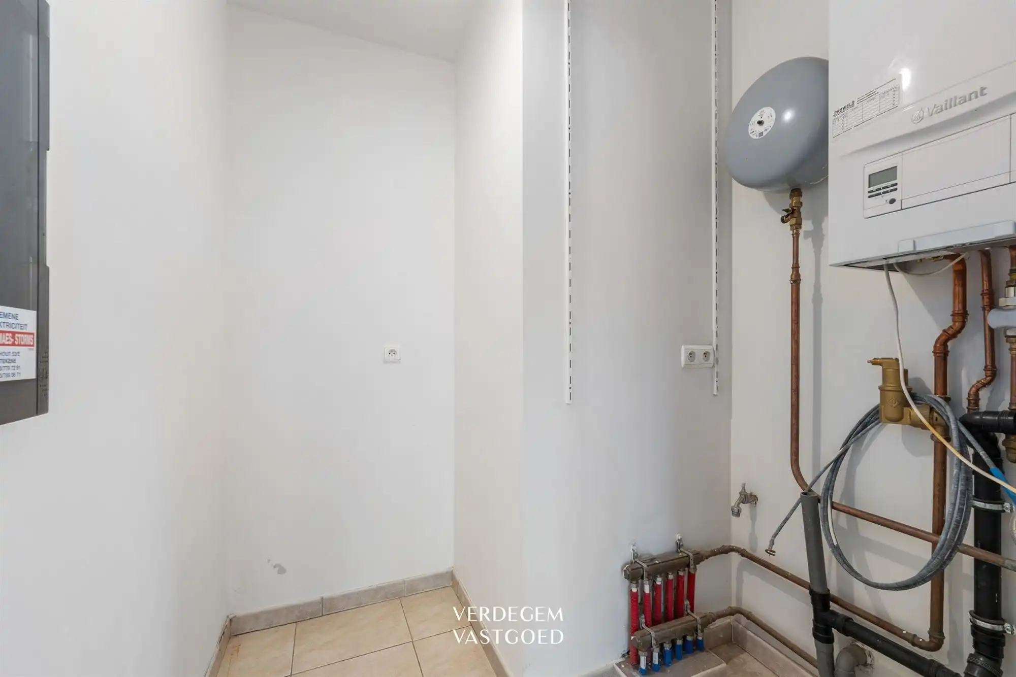 Dakappartement met 2 slaapkamers, garage en autostaanplaats foto 20