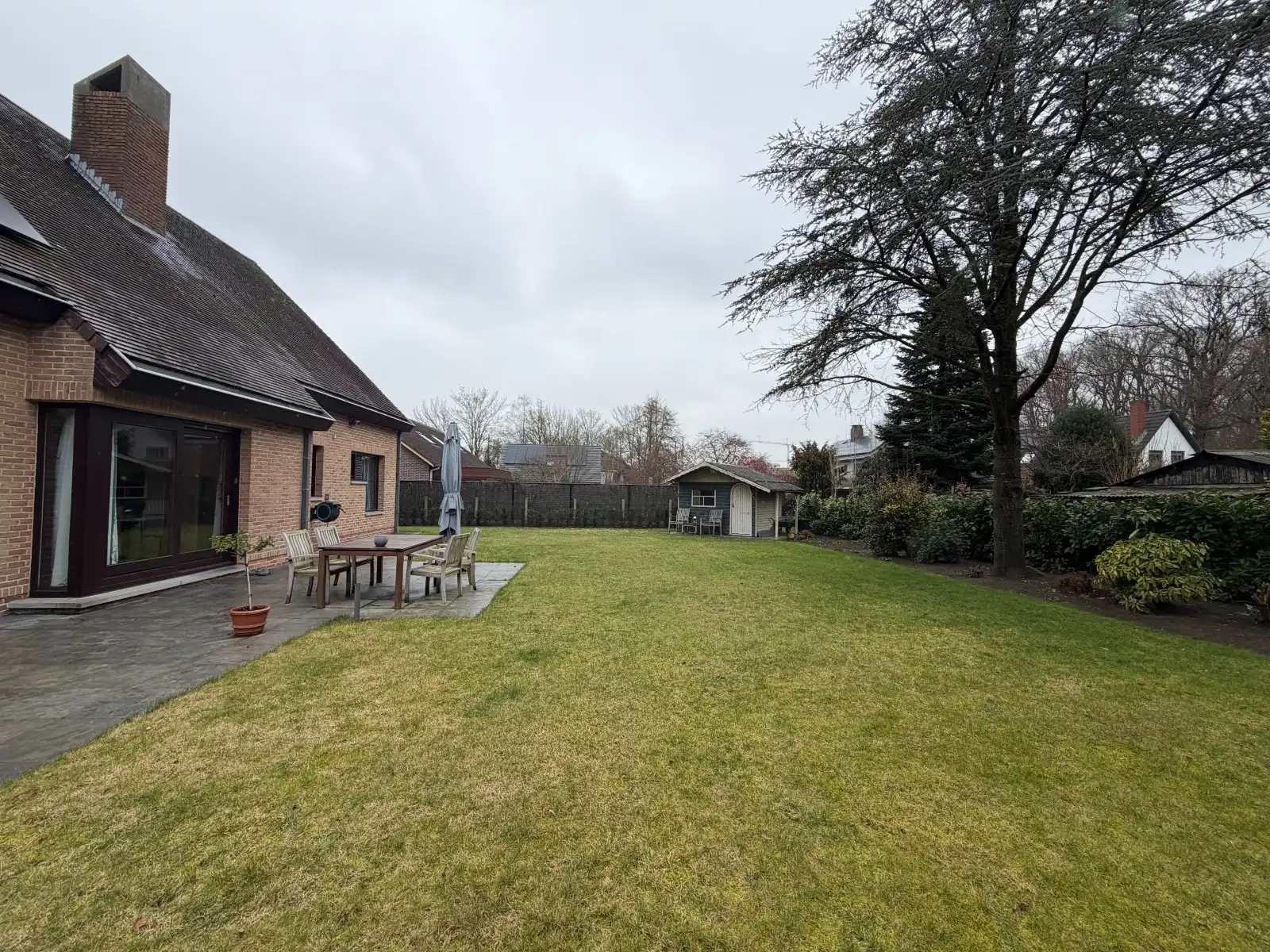 Ruime villa in residentiële wijk te Deinze foto 9