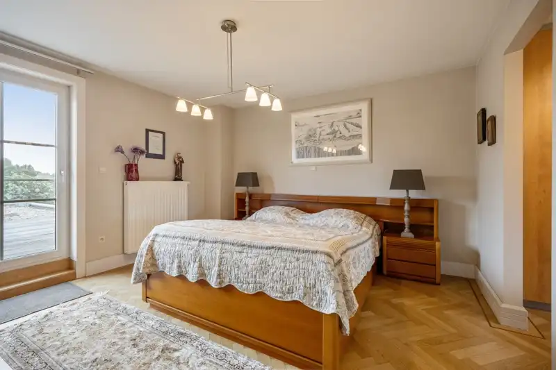 Luxueuze, halfopen bebouwing met 3 slaapkamers, inpandige garage en een prachtige tuin foto 26