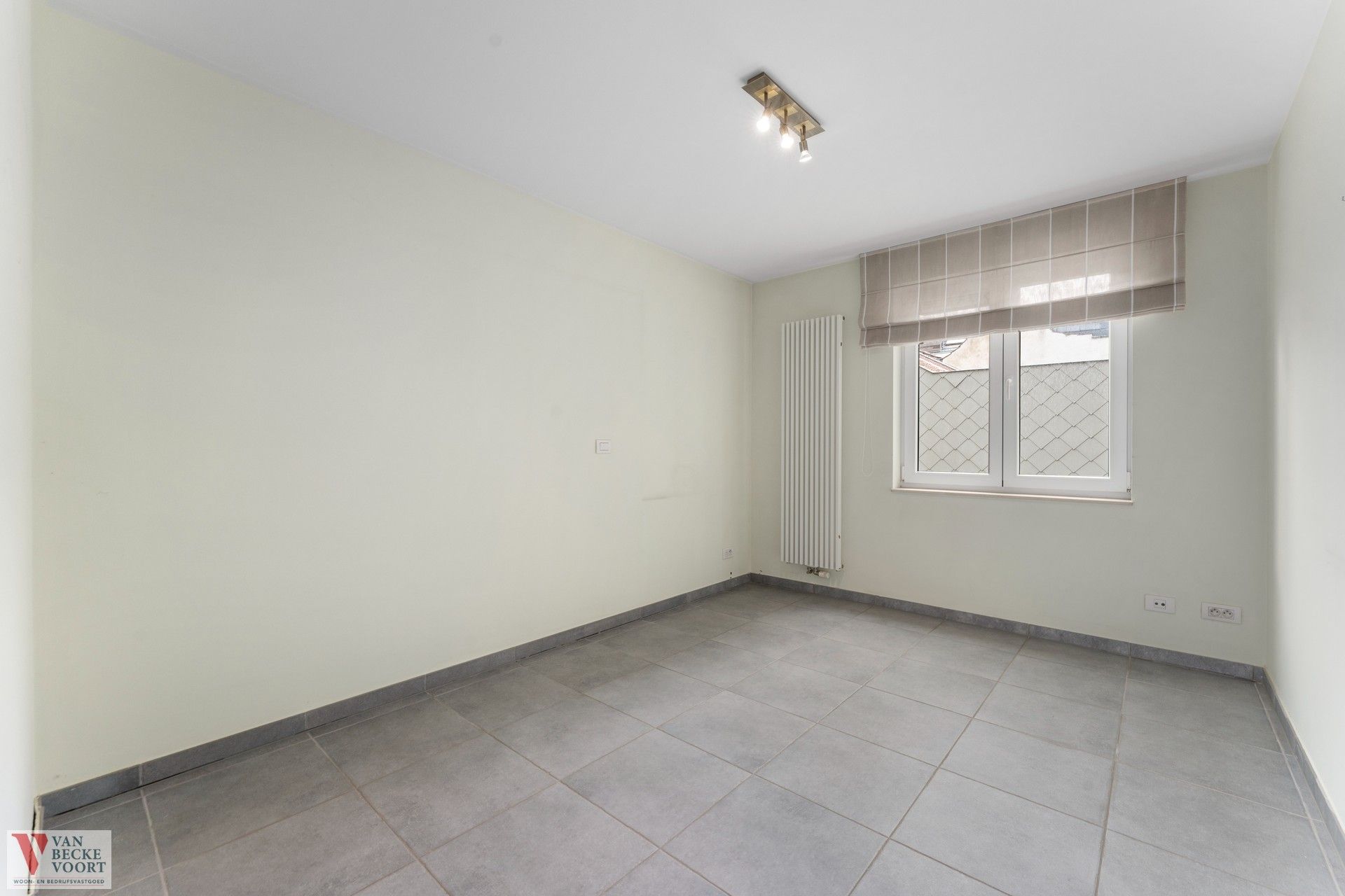 3-slaapkamer appartement met royale indeling foto 8