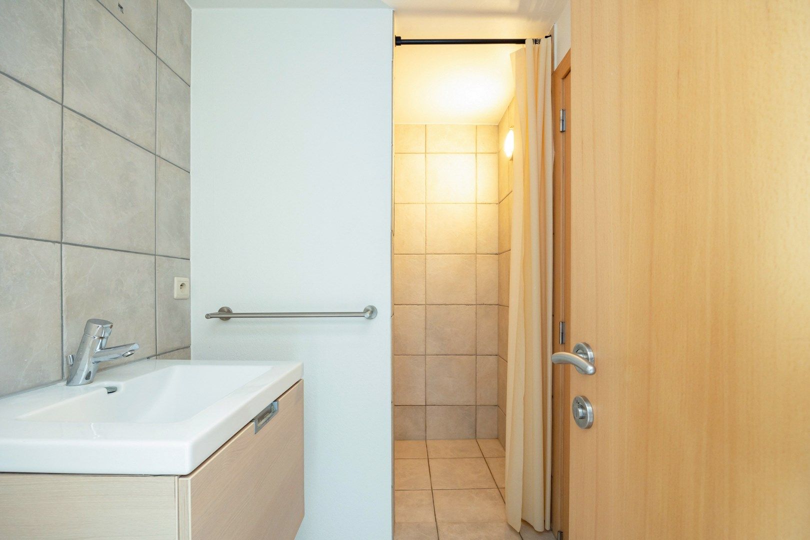 Ruime riante woning met garage in het historische centrum! foto 19