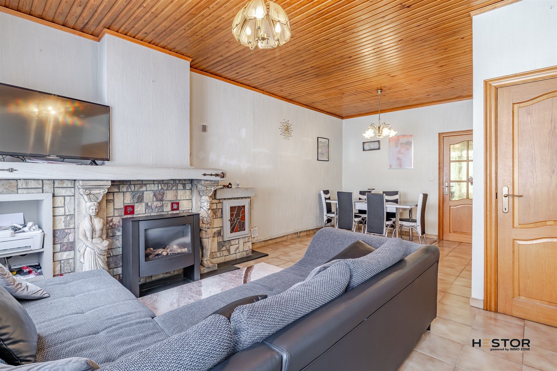 Charmante en gezellige woning in hartje Hamme! foto 4