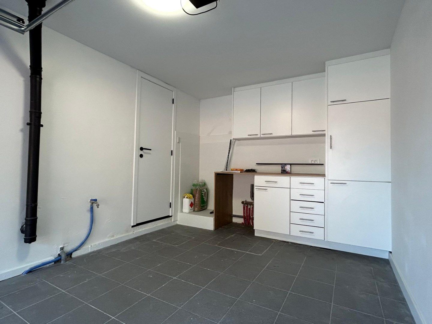 PRACHTIG GERENOVEERDE WONING MET 1 SLAAPKAMER EN GARAGE IN HARTJE DENTERGEM foto 10