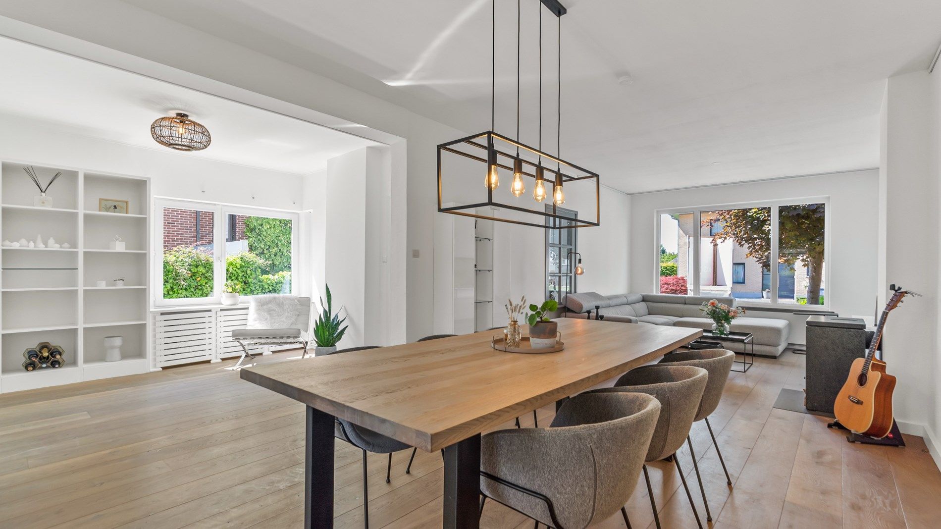 Volledig gerenoveerde, instapklare woning vlakbij Maastricht foto 9