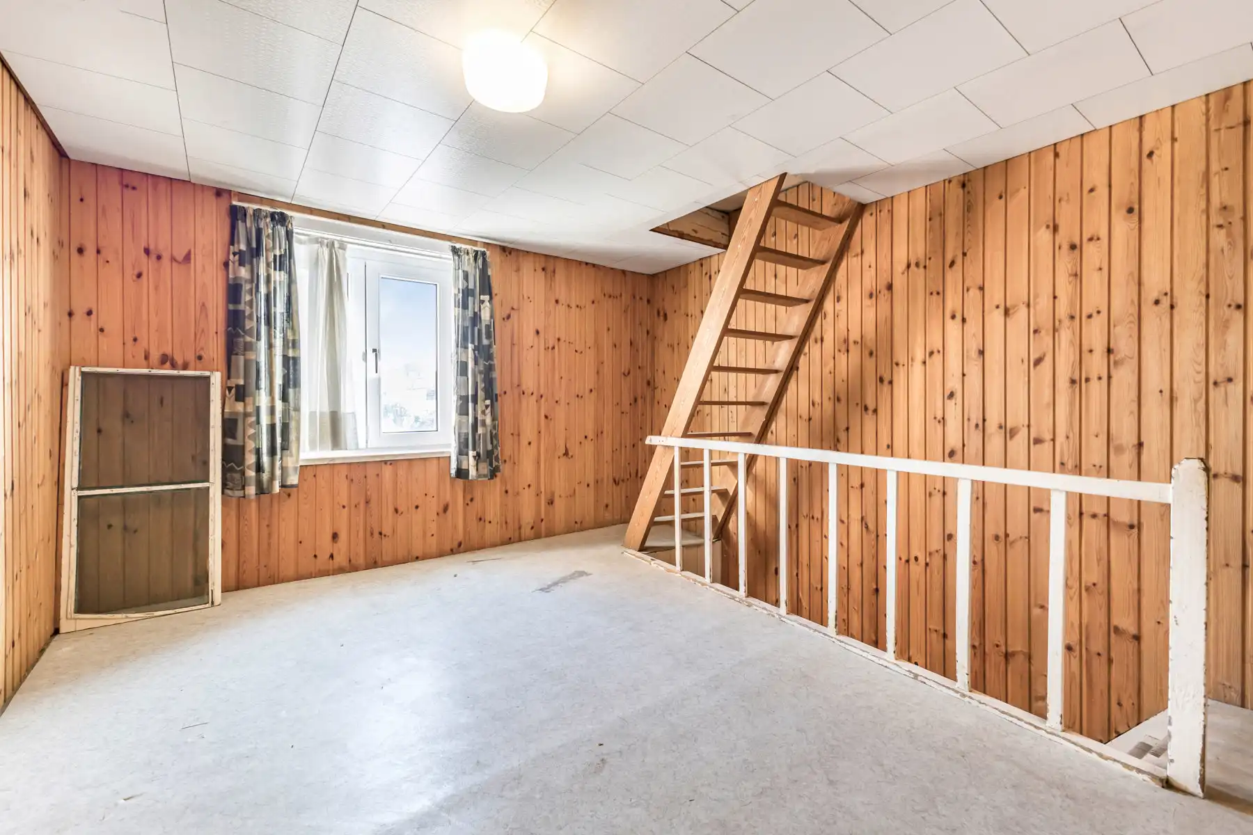 Te renoveren woning met 2 slaapkamers, zolder en tuin foto 18