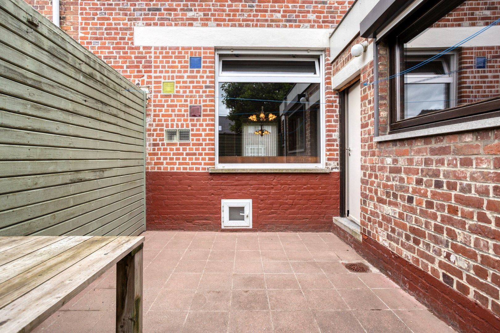 Te renoveren woning in hartje Lauwe! foto 22