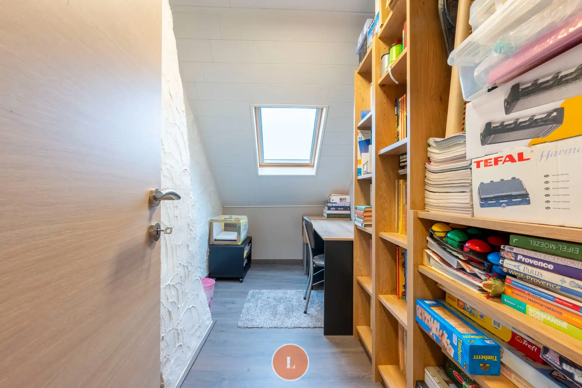 Instapklare gezinswoning met 4 slaapkamers en tuin. foto 10