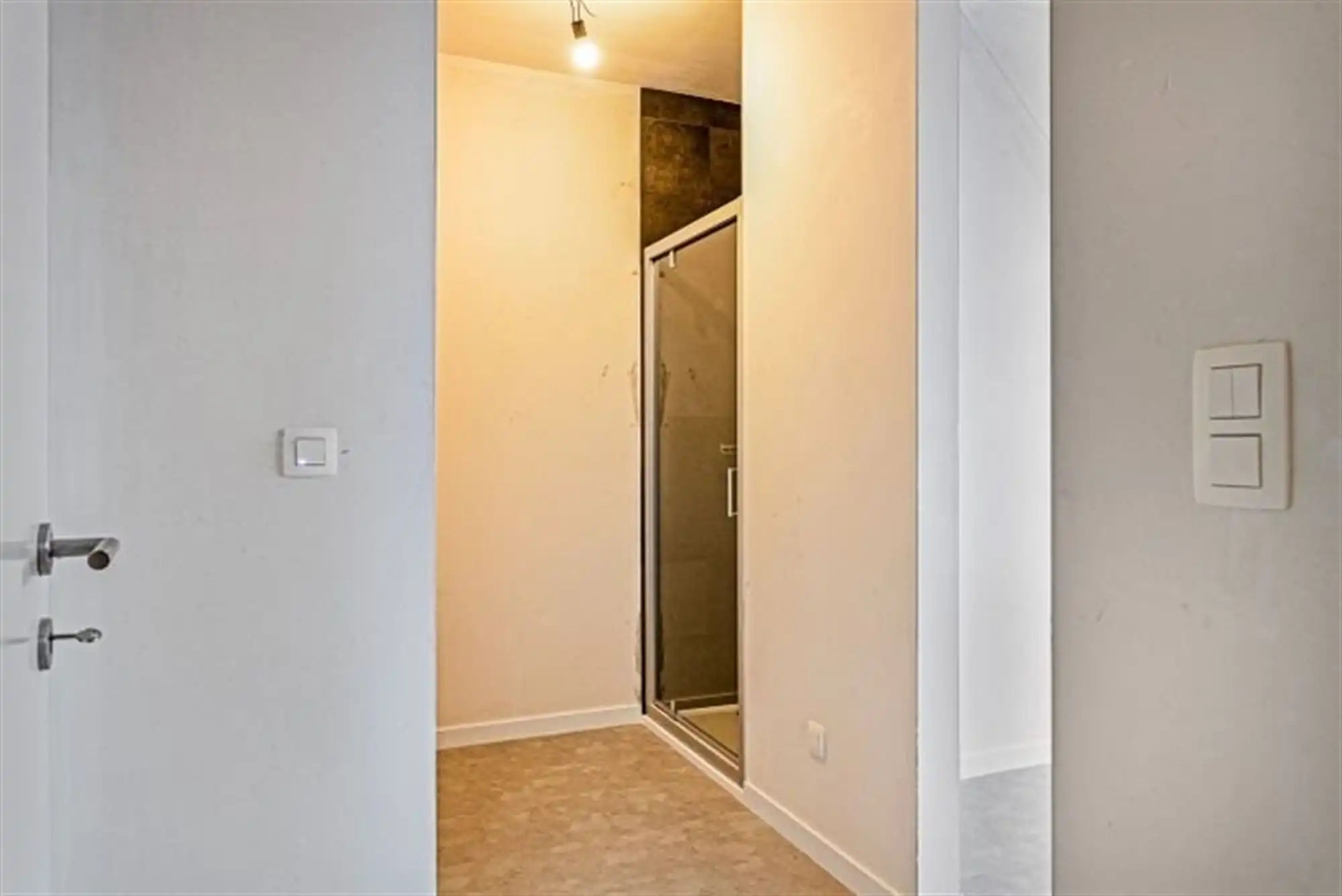 Nieuwbouwappartement met 2 slaapkamers en lift in centrum foto 12