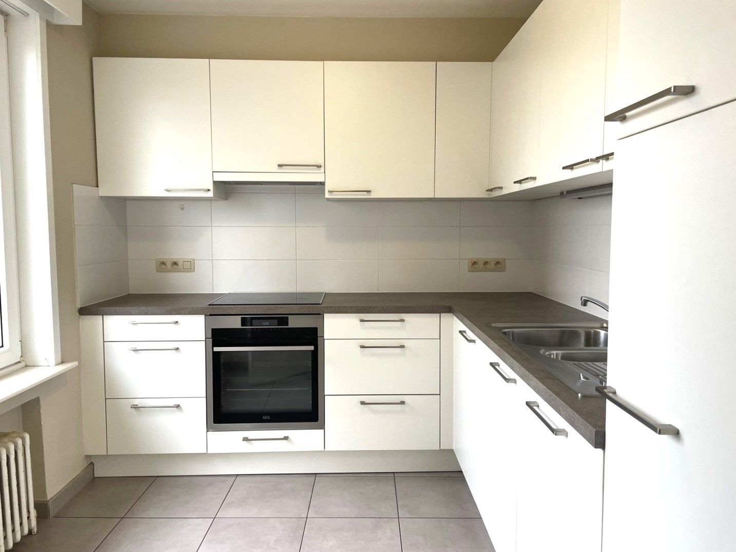 Verzorgd appartement gelegen aan de mark in Heist foto 6