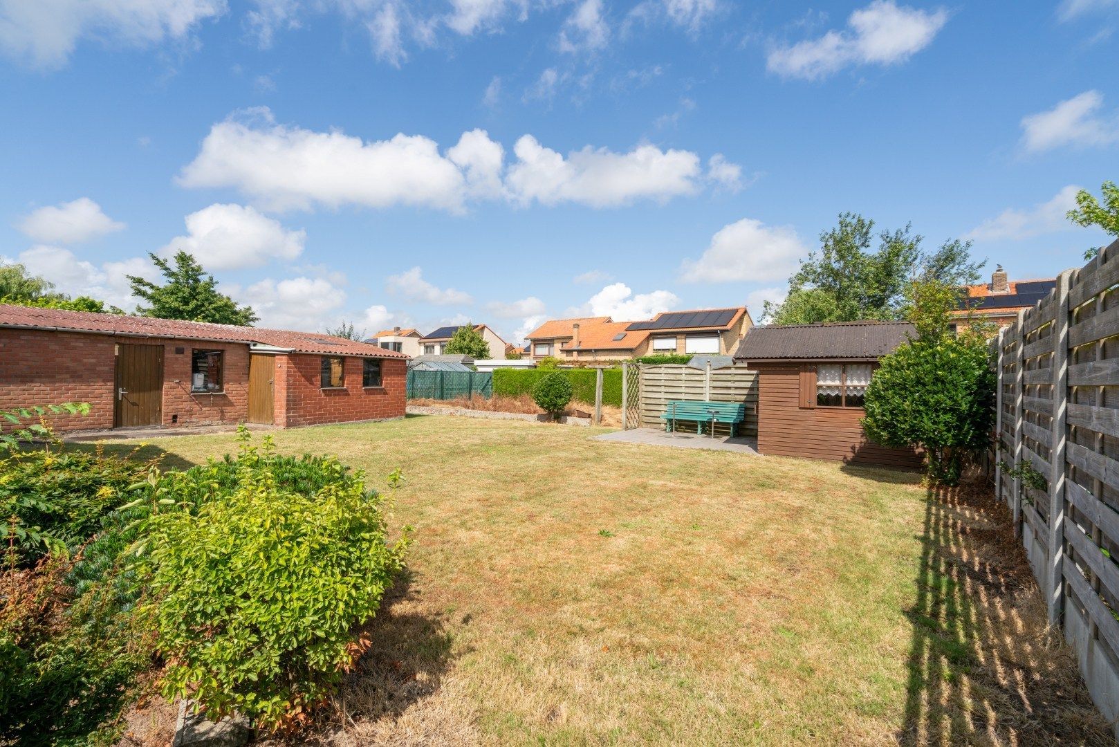 Te renoveren gelijkvloerse villa op een royaal perceel van 745 m² in de Warandestraat 65 – solide basis met groeipotentieel foto 15