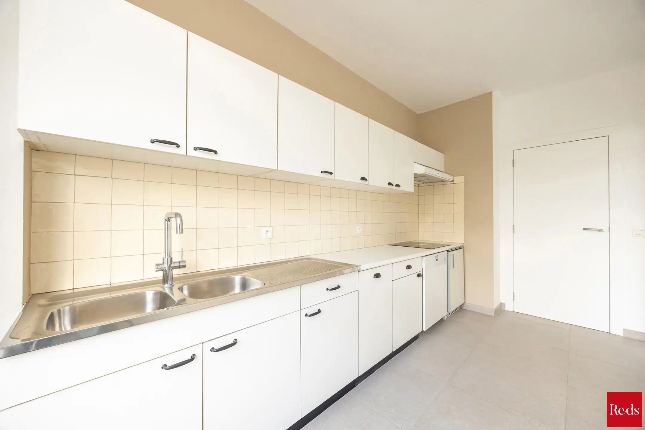 gelijkvloers appartement in het centrum van Wijnegem foto 9
