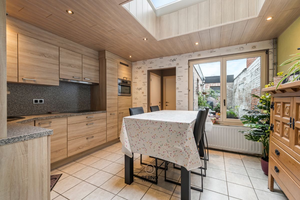 Stadswoning op toplocatie in Dendermonde foto 5