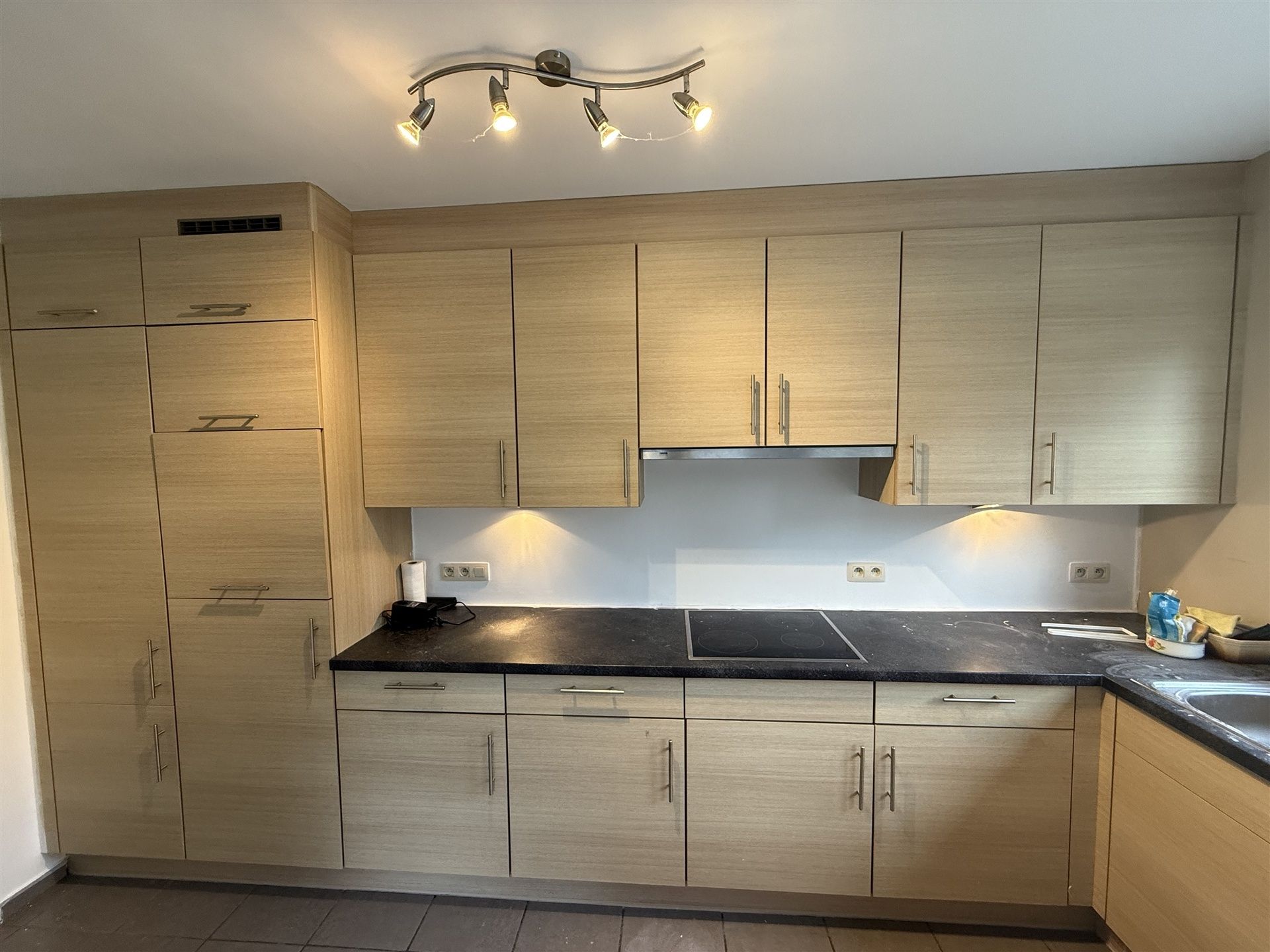 BEZOEKEN VOLZET: Gelijkvloersappartement met twee slaapkamers foto 5