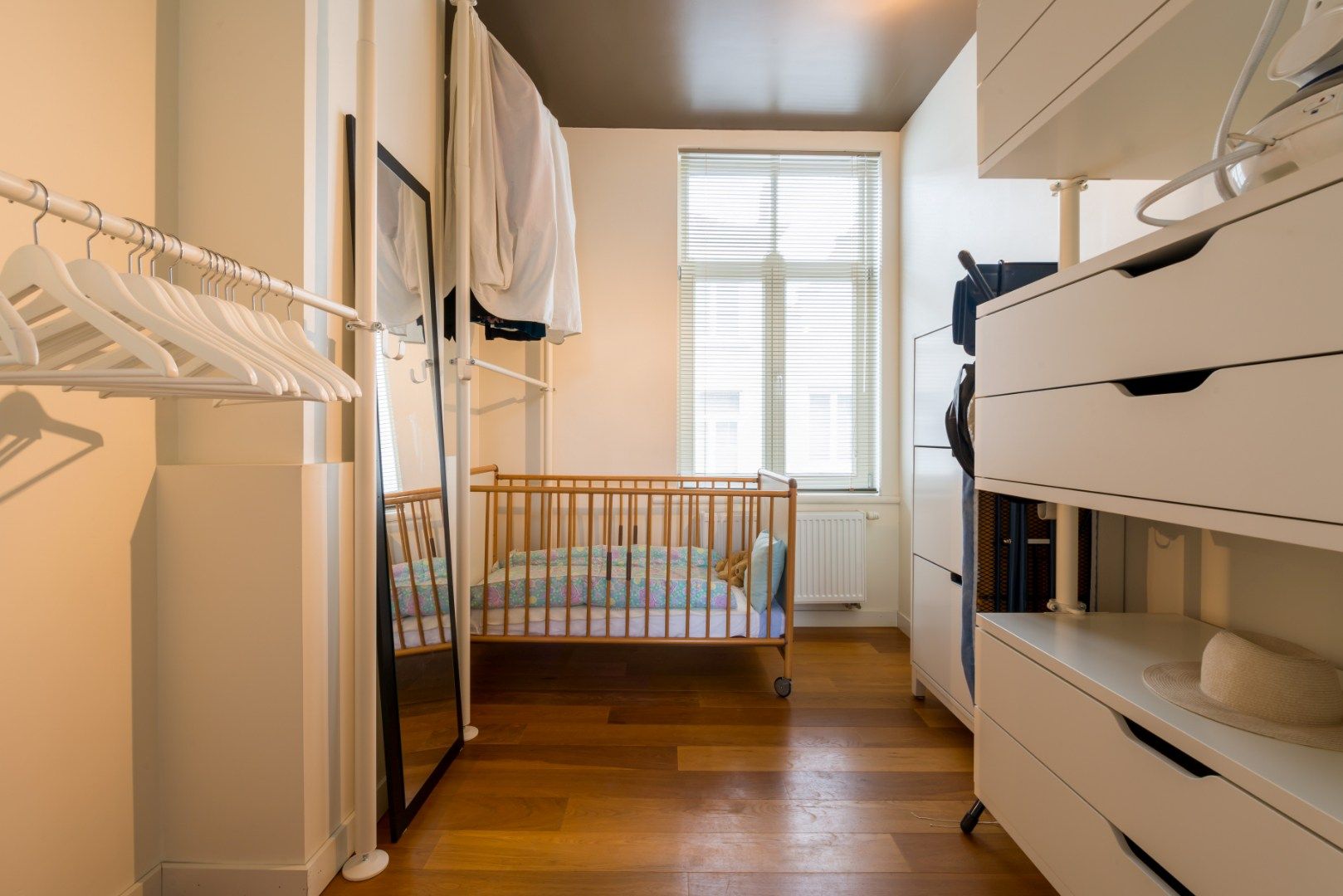 Karaktervolle stadswoning met modern comfort en authentieke ziel foto 12