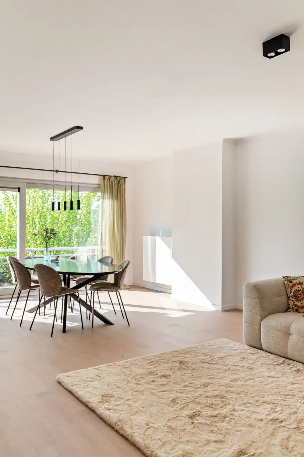 Prachtig ruim appartement nabij het centrum van Brasschaat. foto 10