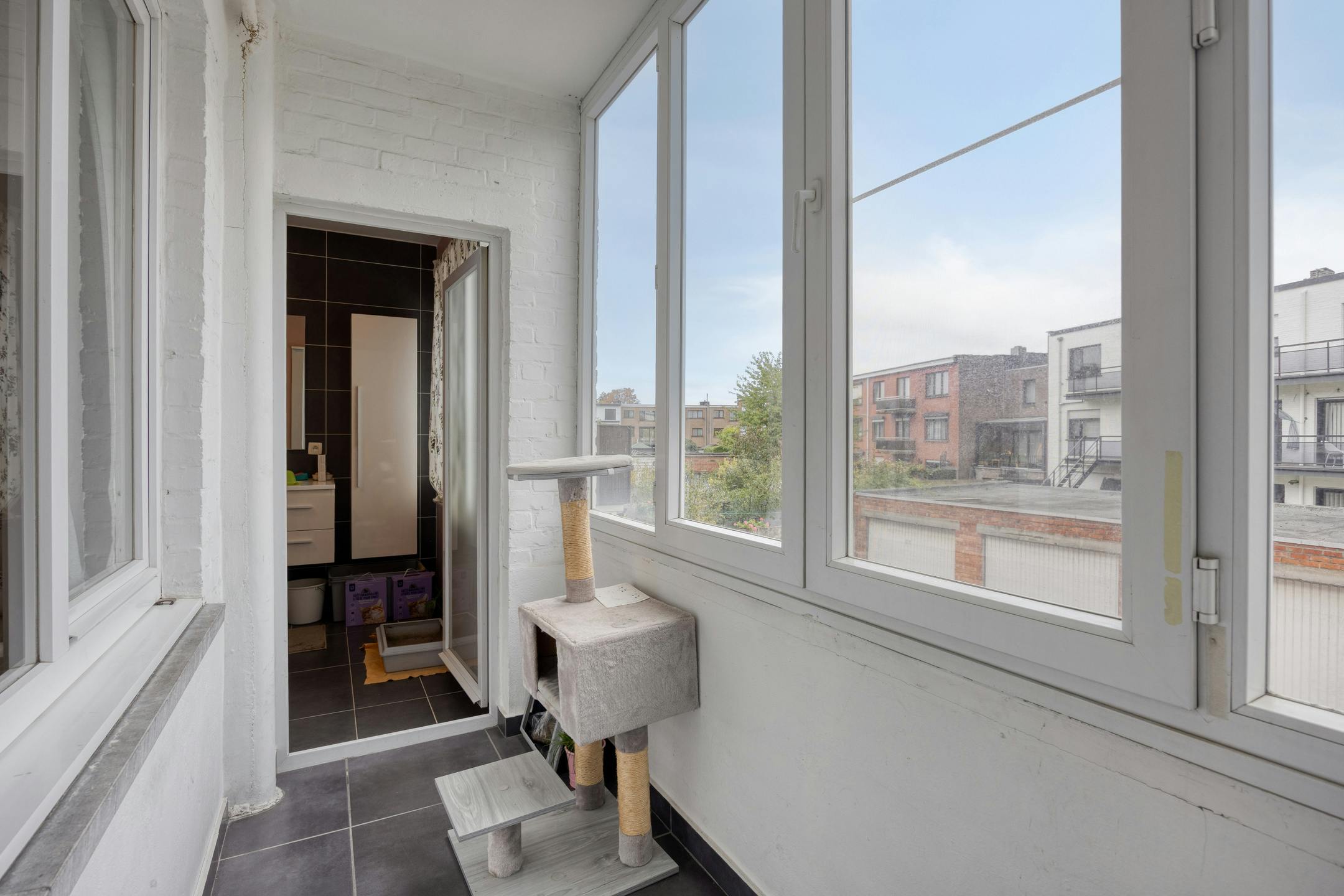 Energiezuinig appartement mét garage te koop in Merksem  foto 16