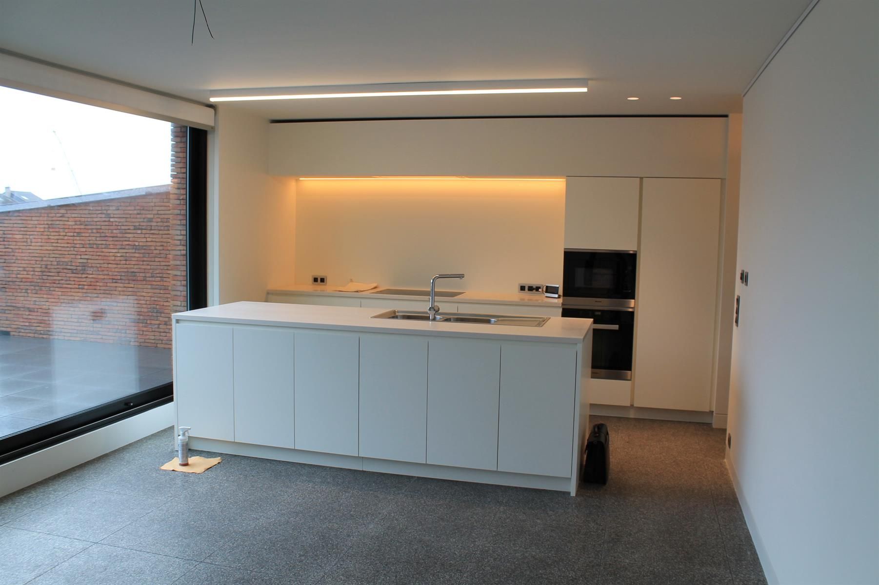 Appartement te huur foto {{pictureIndex}}