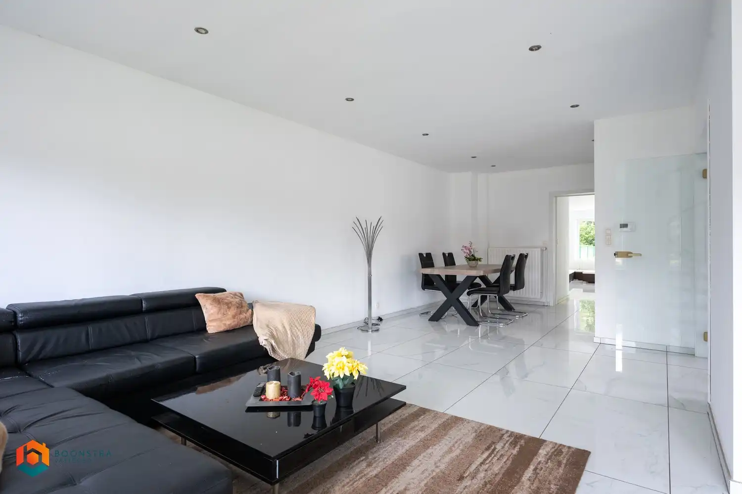 Gerenoveerde woning met 3 slpkrs te Putte foto 4