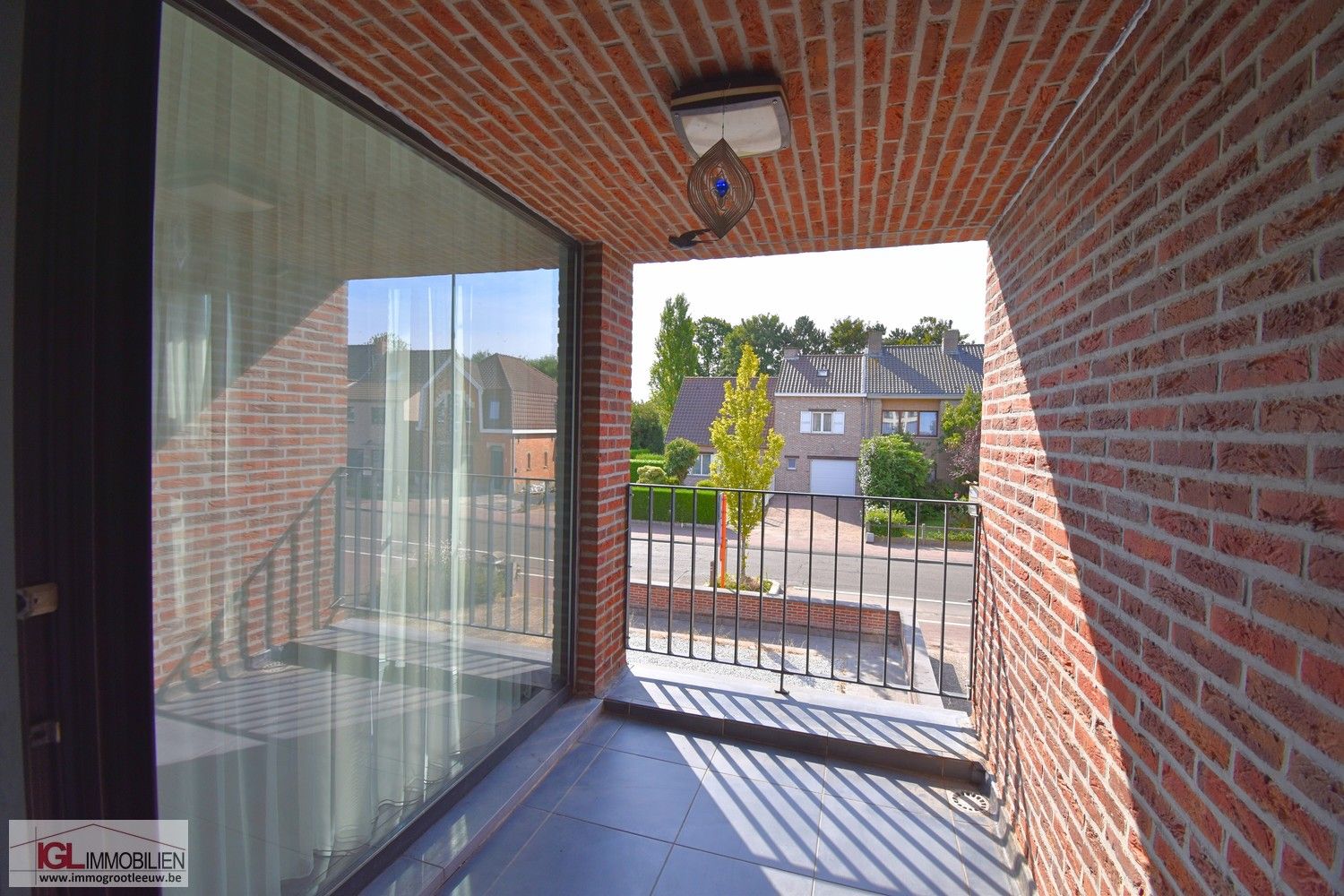 Triplex nieuwbouwappartement met 4 slaapkamers en garage foto 7
