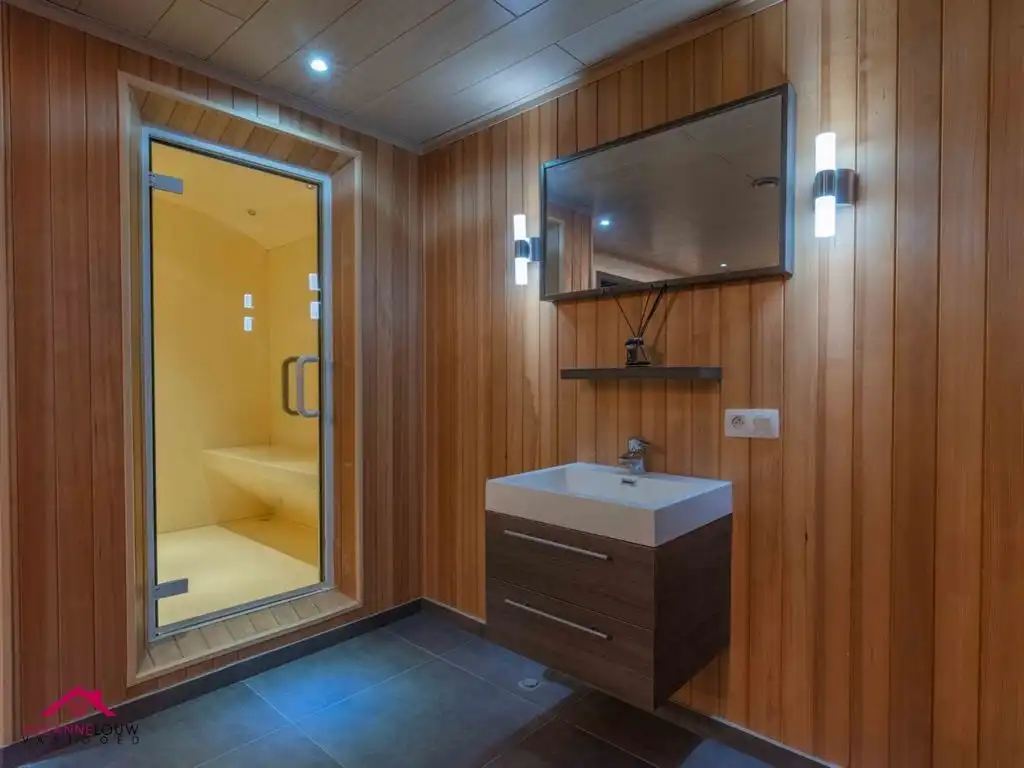 Riante vrijstaande woning met praktijkruimte foto 57