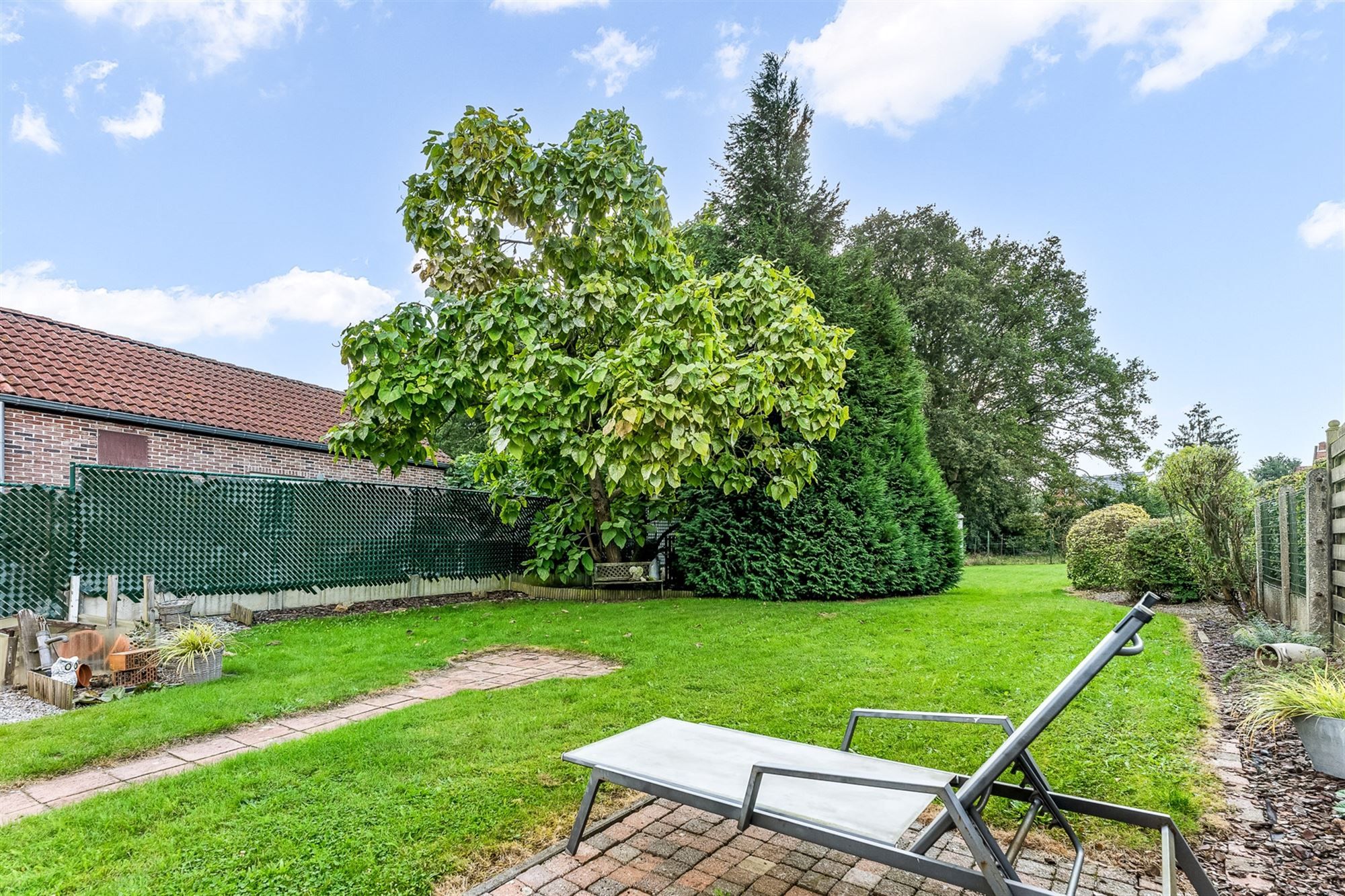 PERFECT ONDERHOUDEN WONING MET 3 SLAAPKAMERS EN GROTE TUIN VLAK BIJ BERINGEN CENTRUM foto 17