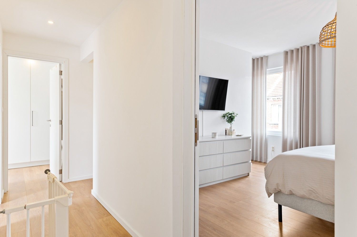 Instapklare woning met 3 slaapkamers, mooie tuin en garage in Kapellen! foto 13