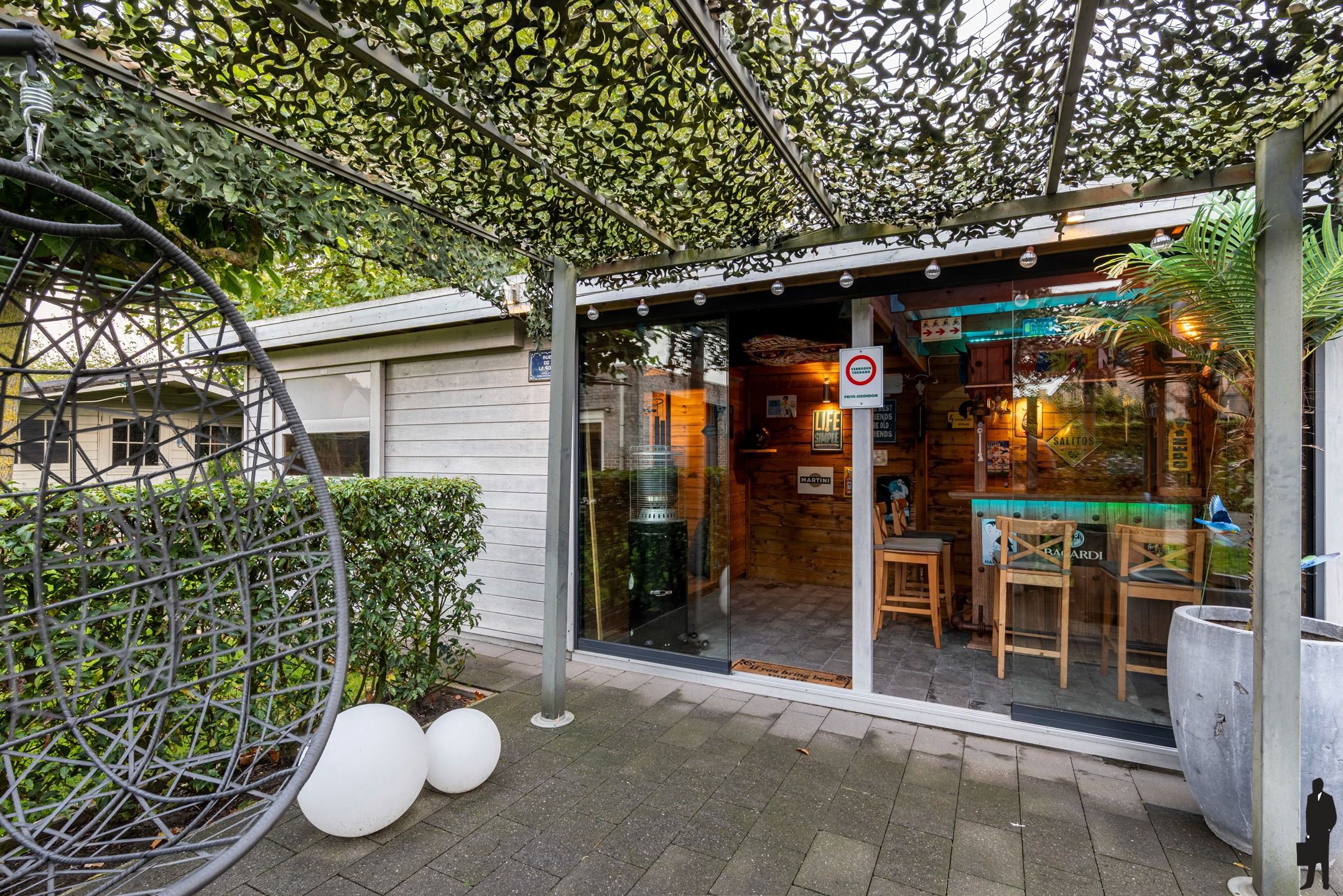 Gezinswoning met 3-4 slpks, 2 bdks op perceel van ca. 721m² foto 22