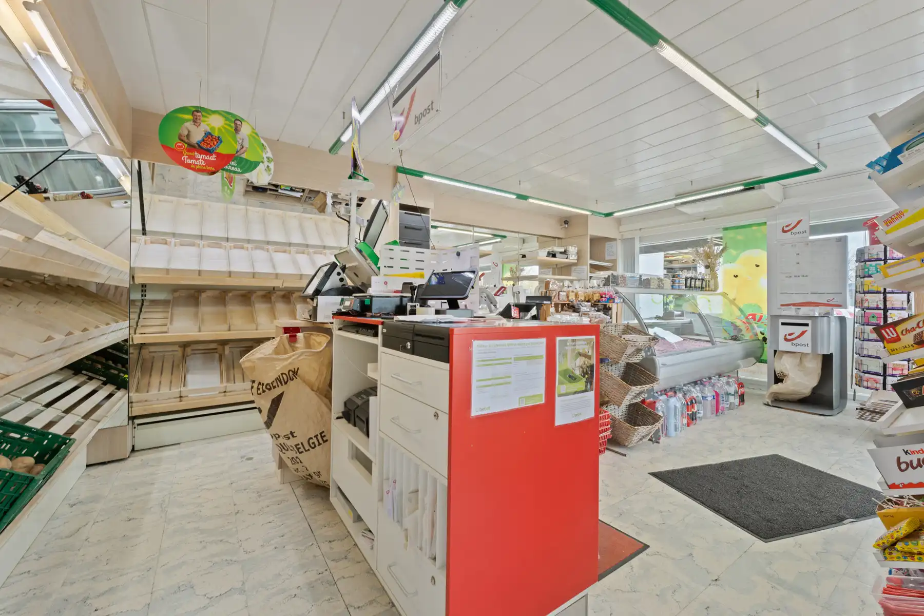 Centraal gelegen uitstekend onderhouden eigendom  foto 29