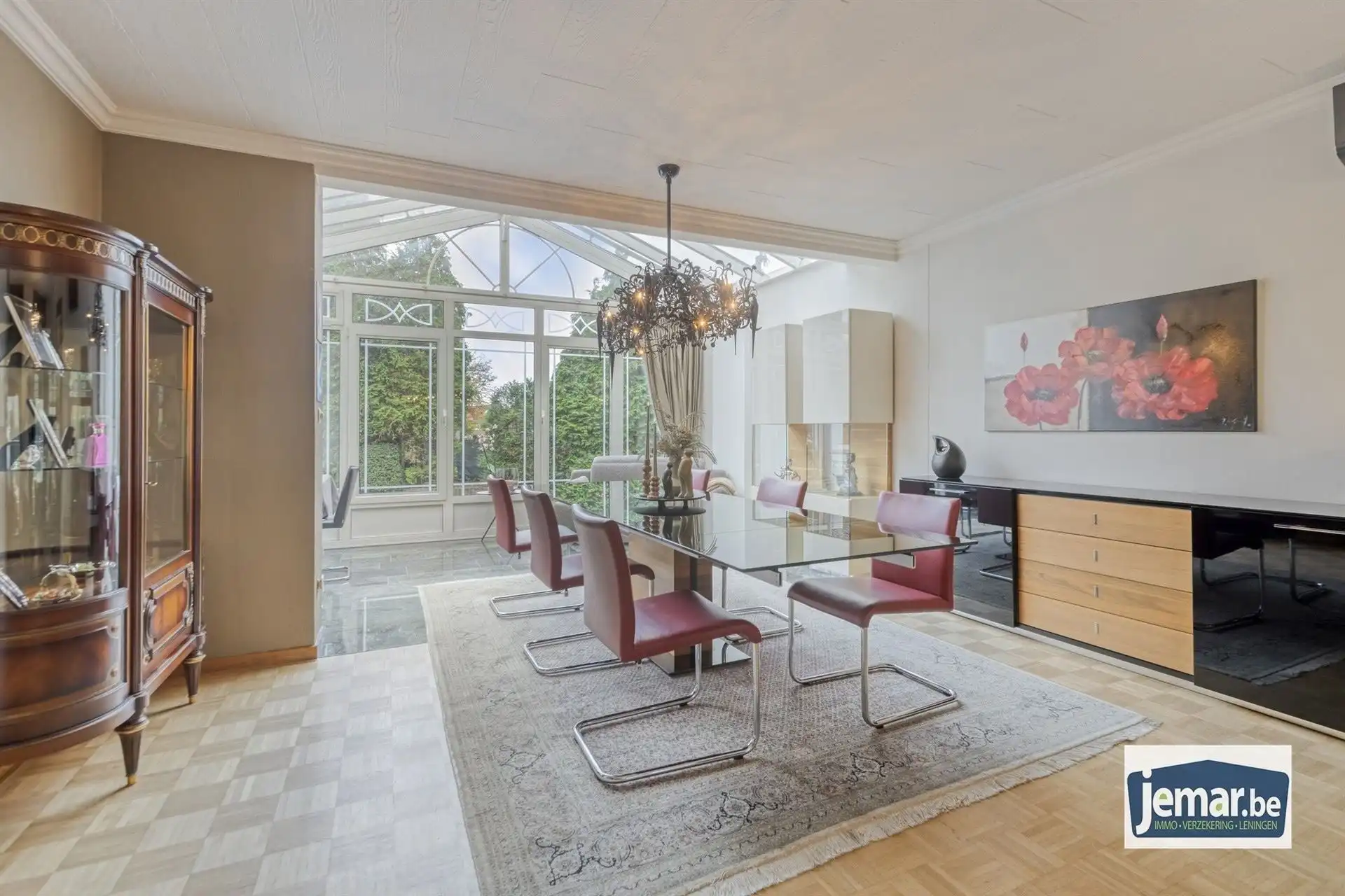 Vrijstaande villa van 306 m² op 17a95ca, gelegen vlak bij Connecterra, de toegangspoort tot het Nationaal Park Hoge Kempen, en op wandelafstand van Maasmechelen Village! foto 6