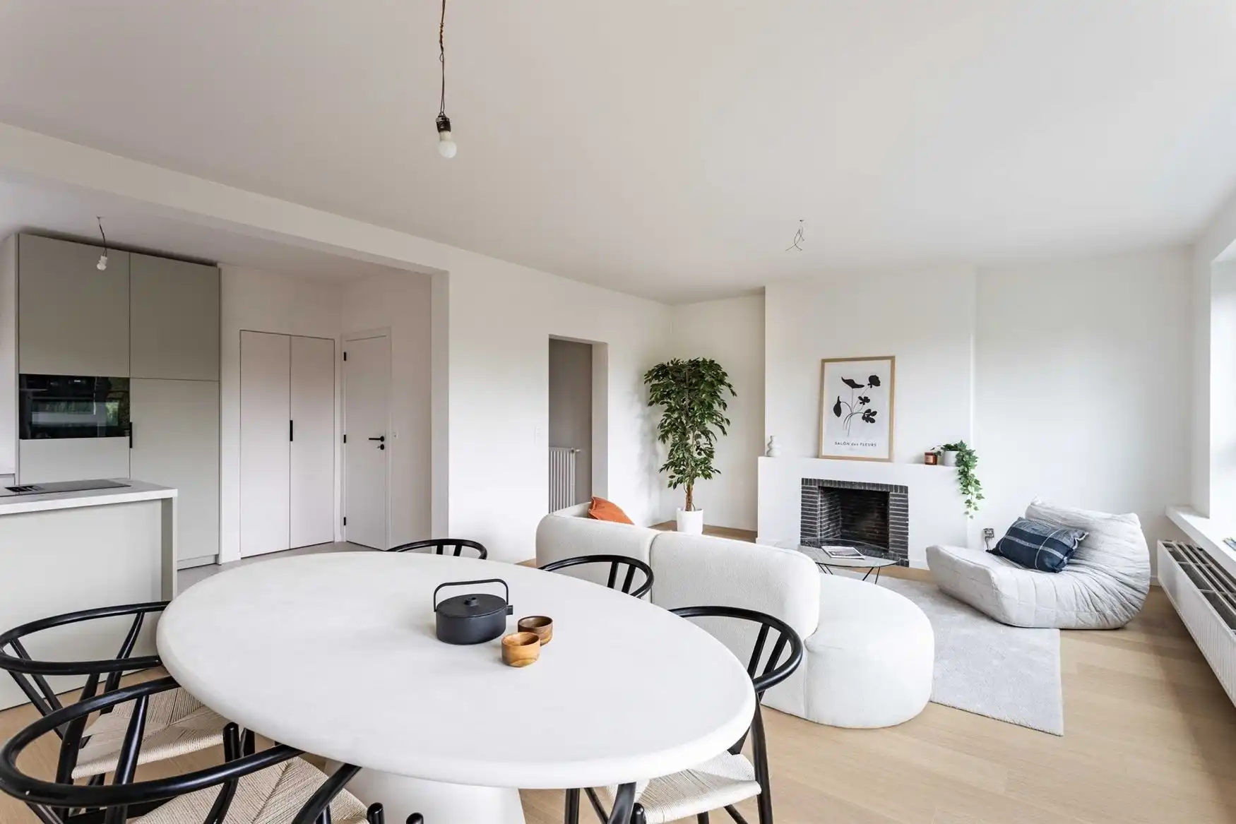 Gerenoveerd appartement met 3 slaapkamers in Sint-Amandsberg foto 9