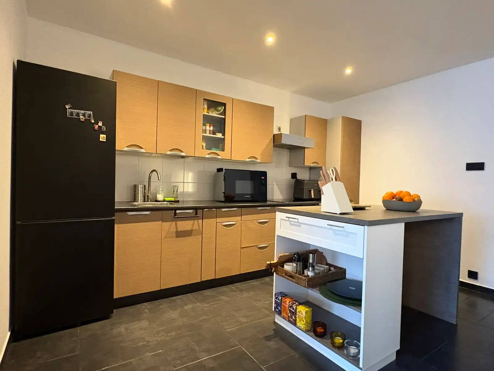 Gezellig 2 slaapkamer appartement op 1km van Kessel-lo. foto 4