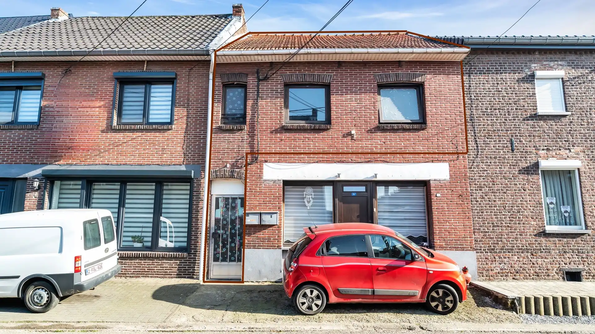 APPARTEMENT TE KOOP IN MAASMECHELEN MET 2 SLAAPKAMERS foto {{pictureIndex}}