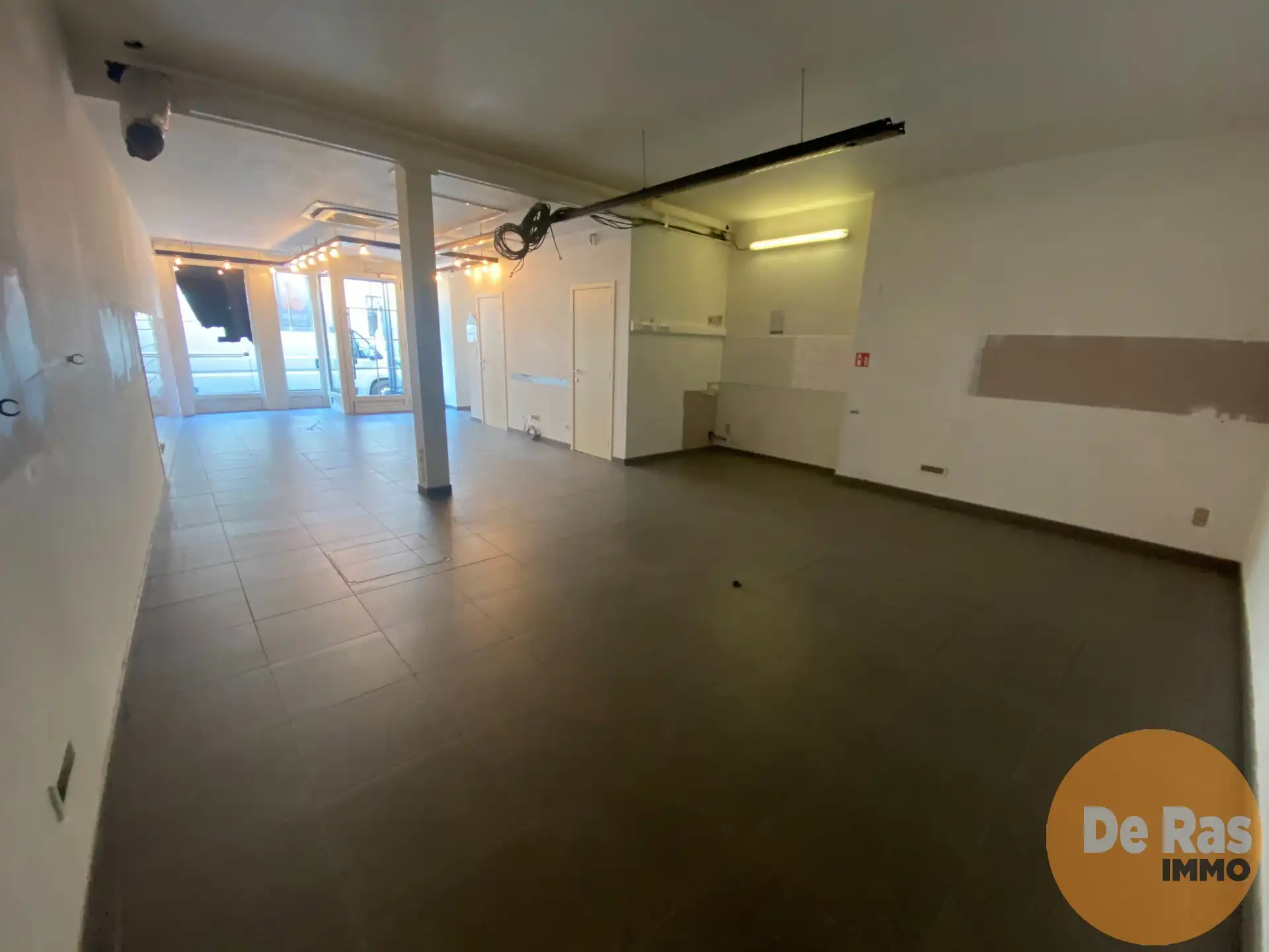 AALST - Commerciële ruimte pal in het centrum foto 2