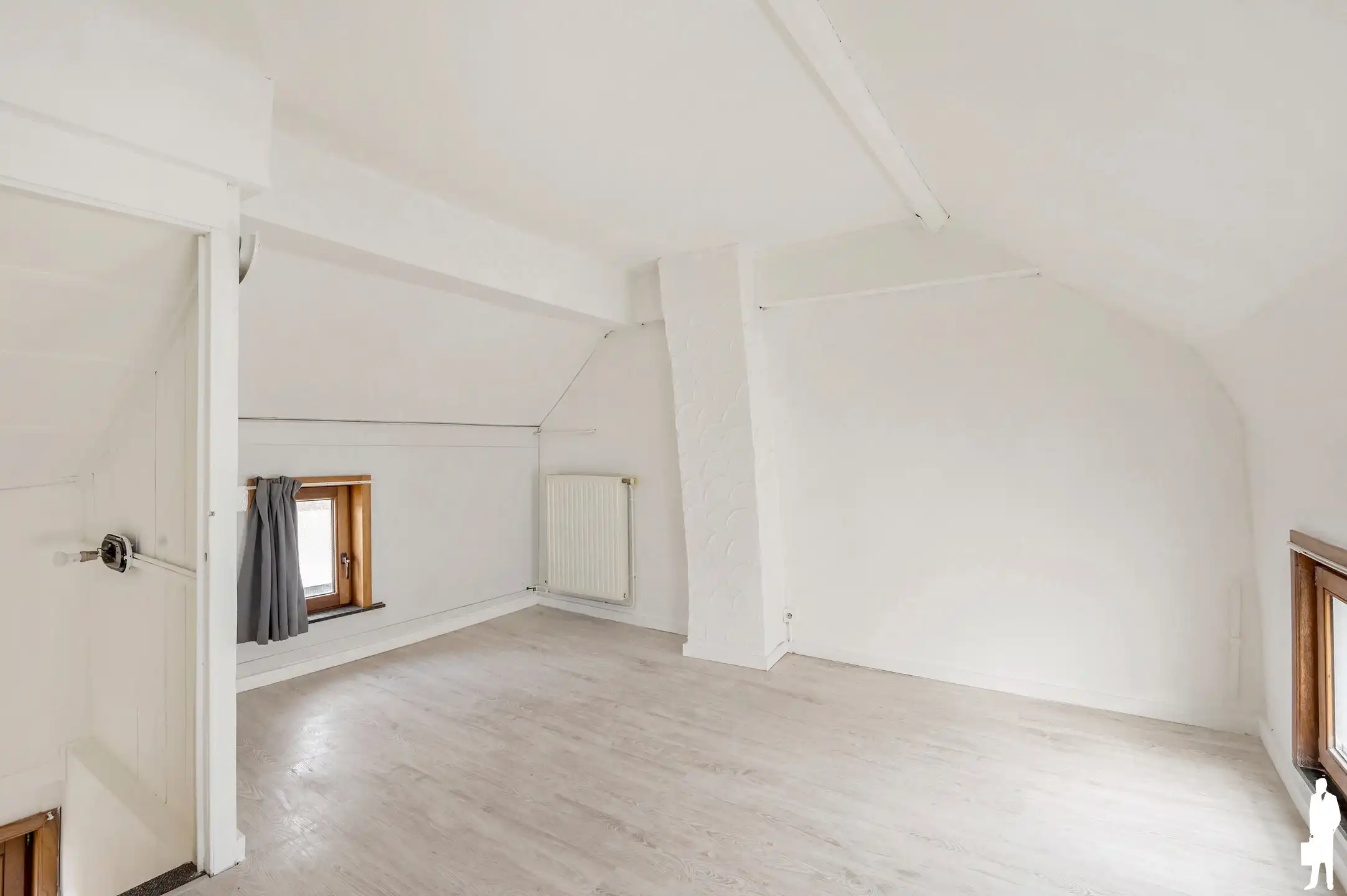 Charmante renovatiewoning met 2 ruime slaapkamers op een topligging in het centrum van Mechelen. foto 12