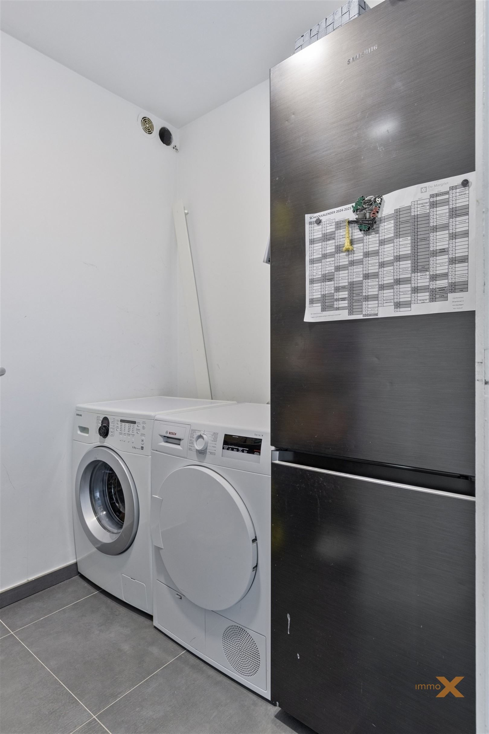 TOPPER!! GERENOVEERD LICHTRIJKE DUPLEX 3 SLPKS MET PARKEERPLAATS foto 11