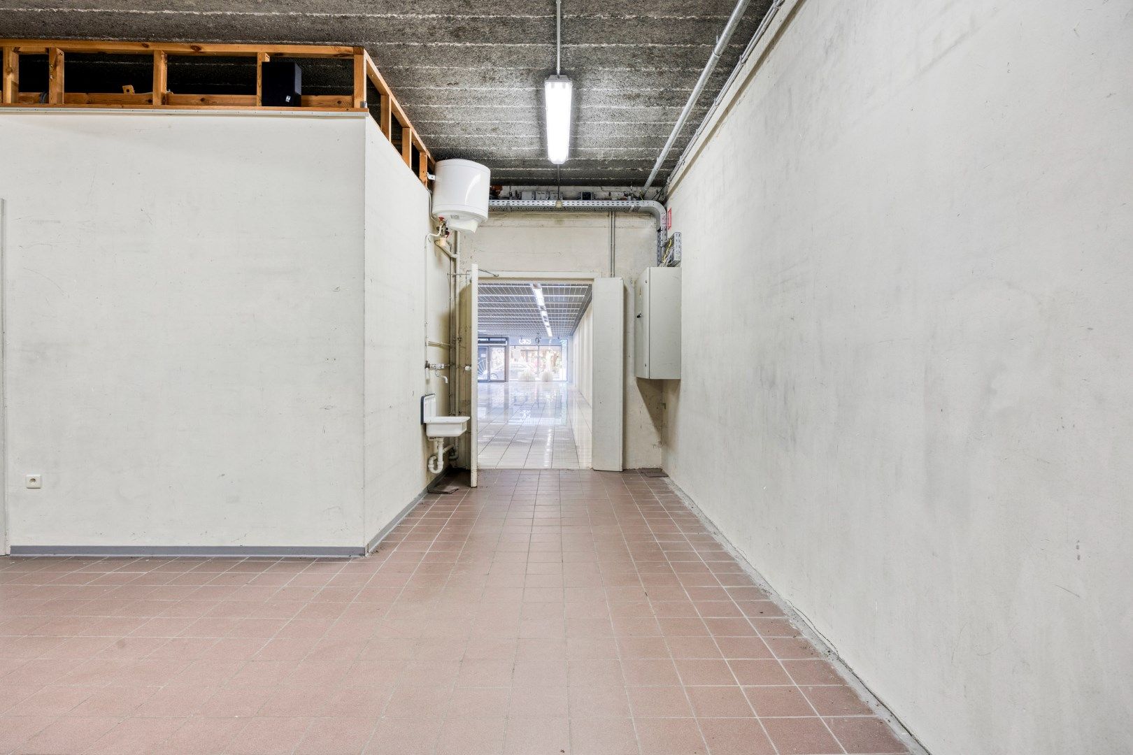 Commercieel pand in het centrum van Mol ! foto 9