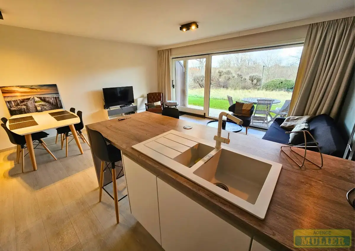 Appartement te koop foto {{pictureIndex}}