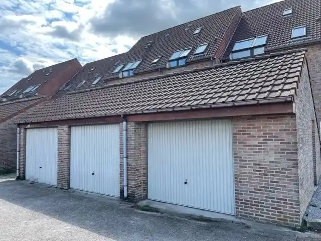 Duplex appartement met 1 slaapkamer, terras en garage. foto 16