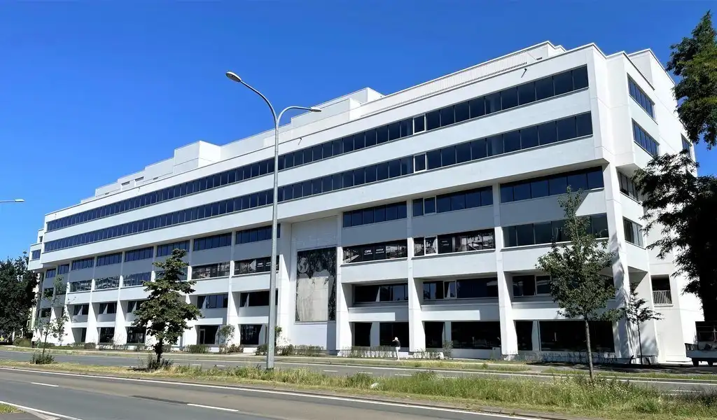 Kantoor te huur Desguinlei 100 -/P - 2018 Antwerpen