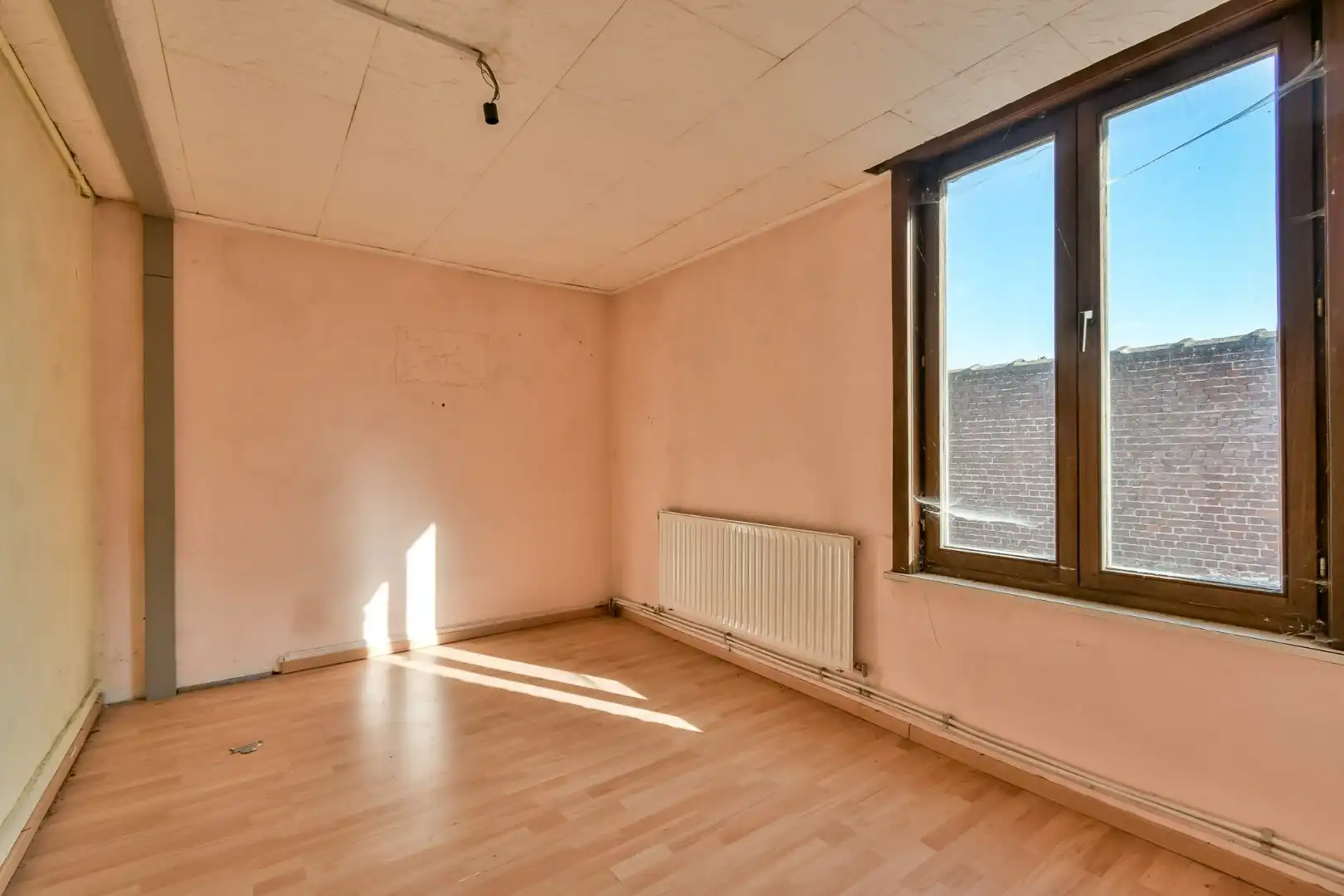 Te renoveren woningen met bijhorende loods! foto 11
