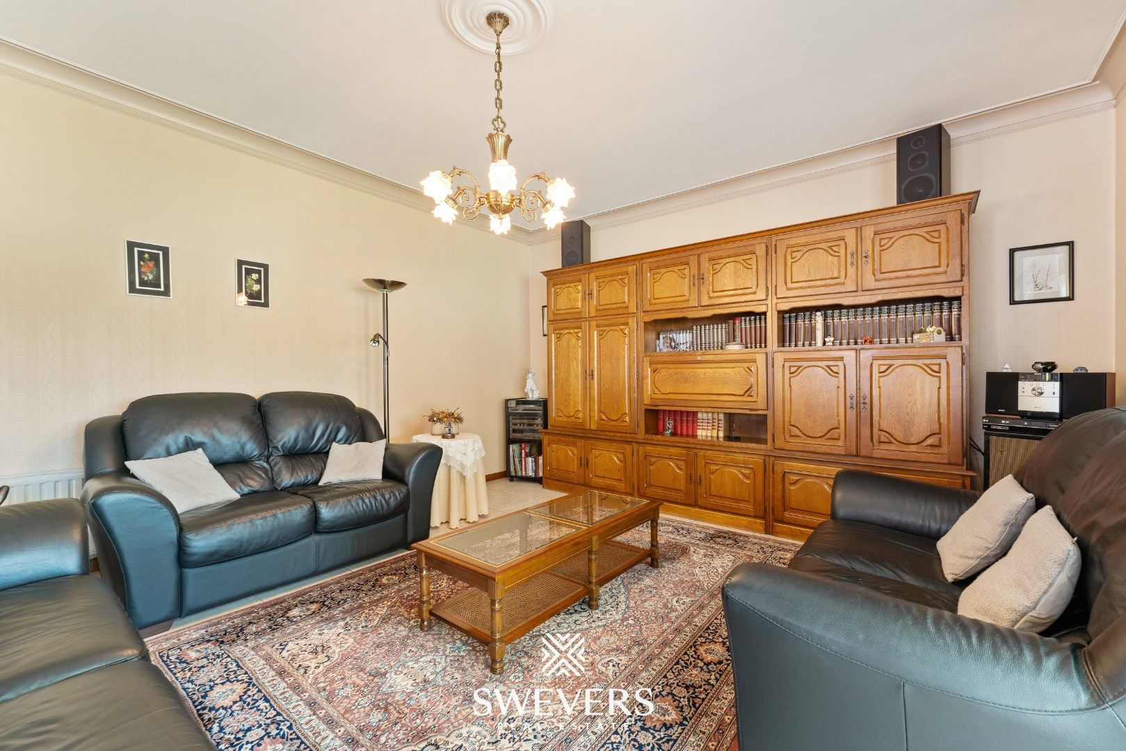 Vrijstaande woning met veel potentieel en rustige ligging foto 7