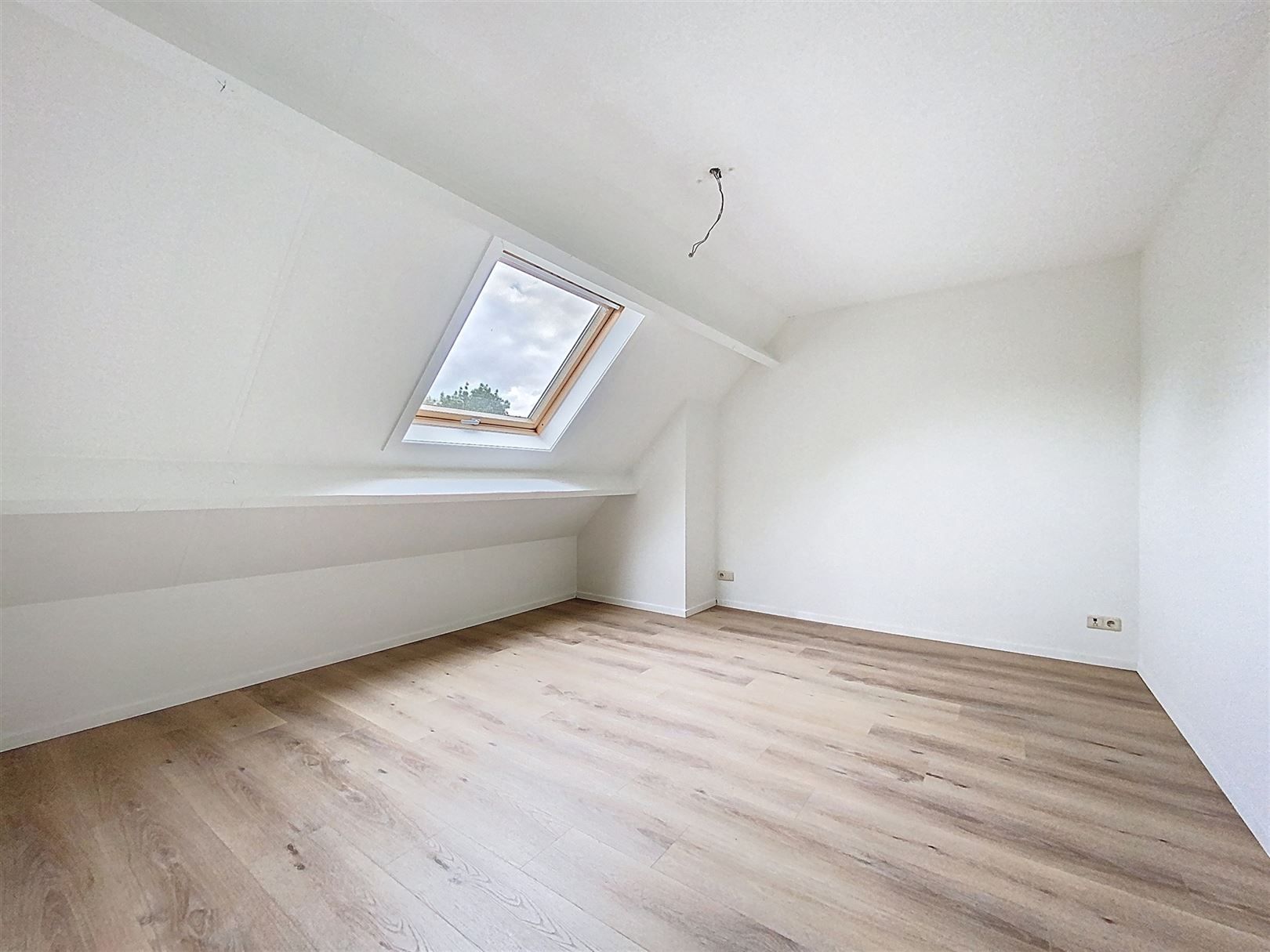 Instapklare woning nabij centrum Brasschaat  foto 12