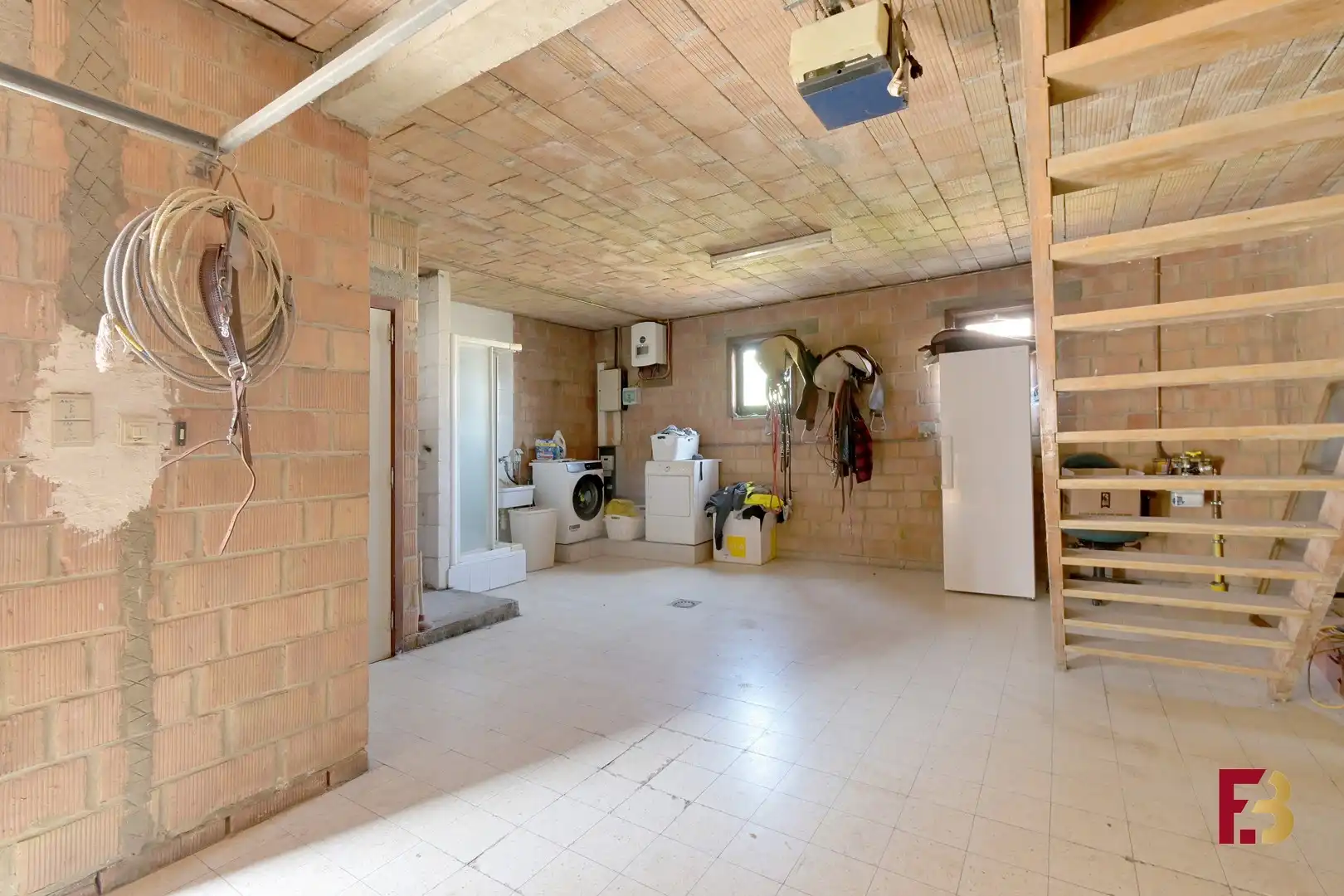 Instapklaar wonen met paarden aan huis in Wetteren foto 12