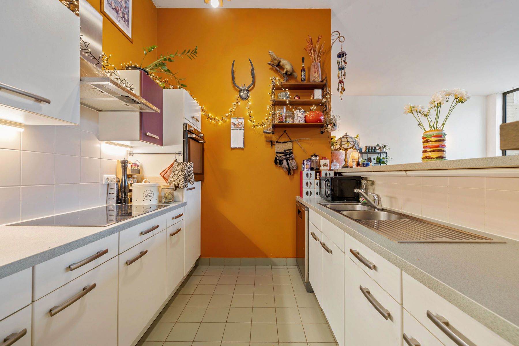 Uniek appartement/studio met terras, tuin en bijgebouw foto 7