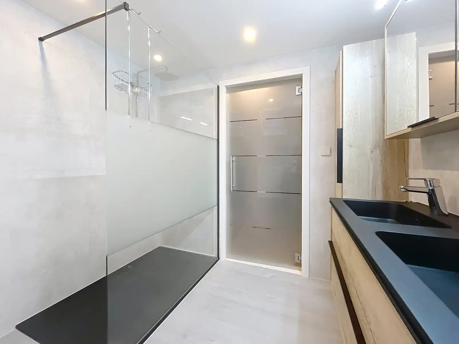 Rustig gelegen woning met 3 slaapkamers.  foto 11